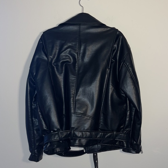 NEW Zara Oversized Black Leather Moto Jacket Women's Coat Size Medium - Picture 9 of 11